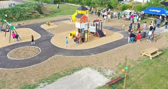 Aire de jeux - Rue du Gehren