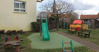 Square des Canadiens