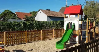 Aire de jeux - Office de Tourisme