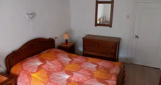 Gîte de Monsieur Herrbach (4-5 personnes) Gîte de Monsieur Herrbach (4-5 personnes)