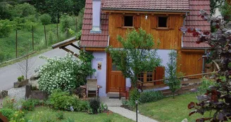 Gîte l'ancienne distillerie (3 personnes) Gîte l'ancienne distillerie (3 personnes)