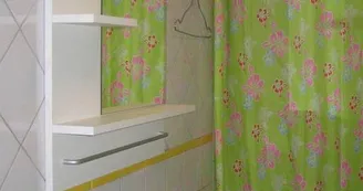 Gîte l'ancienne distillerie (3 personnes) Gîte l'ancienne distillerie (3 personnes)