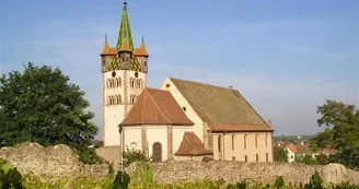 Remparts et cimetière fortifié