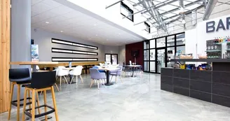 Parc Tellure : Bar et restaurant