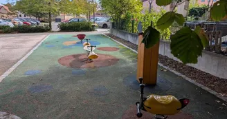 Aire de jeux République