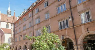 Ancien presbytère protestant (Maison des arcades) Ancien presbytère protestant (Maison des arcades)