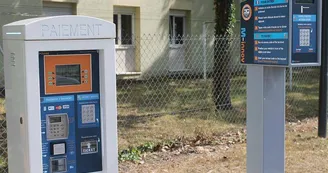 Aire de stationnement pour camping-cars - Les Cigognes Aire de stationnement pour camping-cars - Les Cigognes