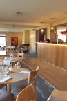 Salle du restaurant l'Almaric